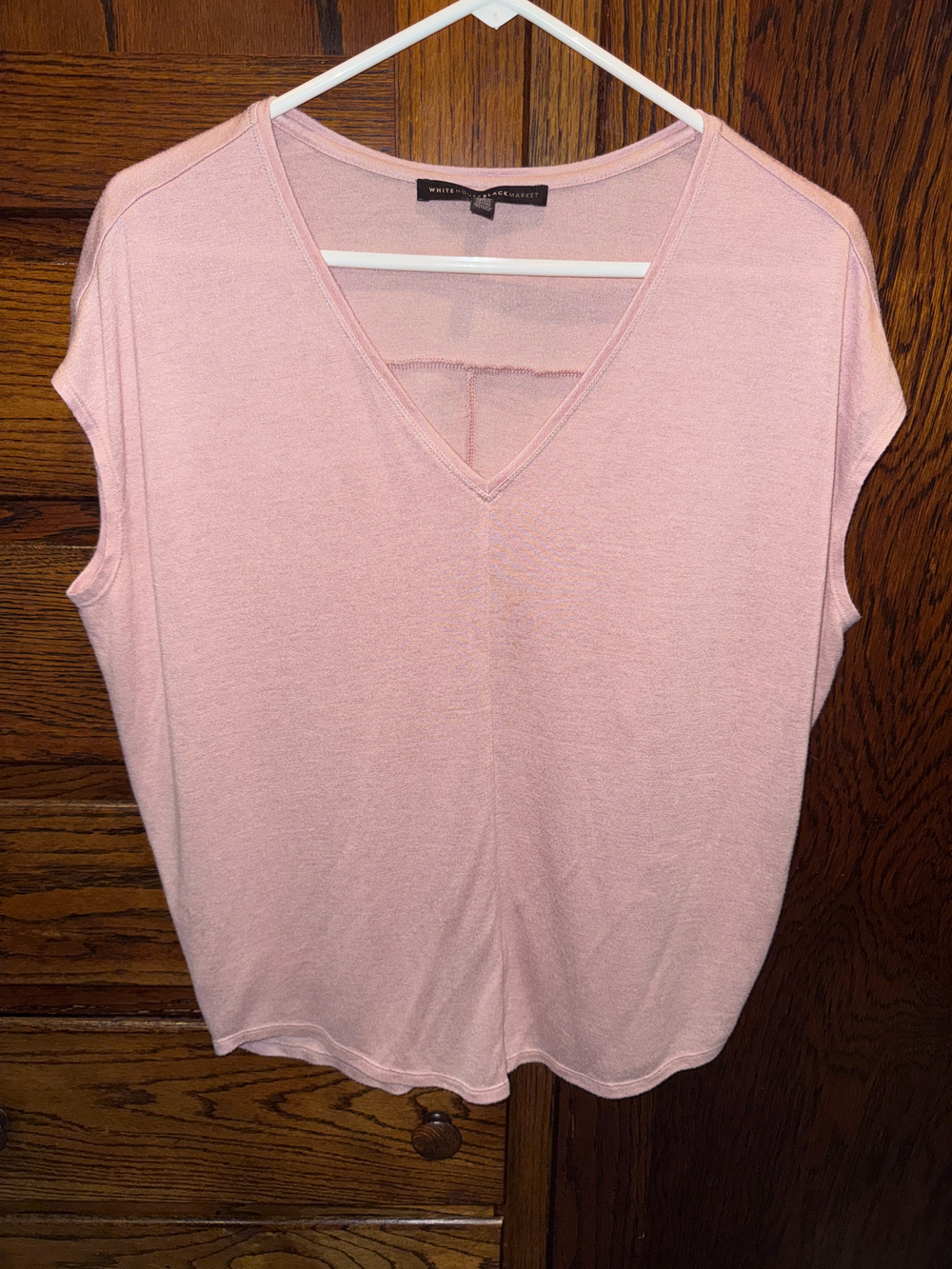 White House Black Market Women's Medium Blush Pink V-Neck Knit Top
